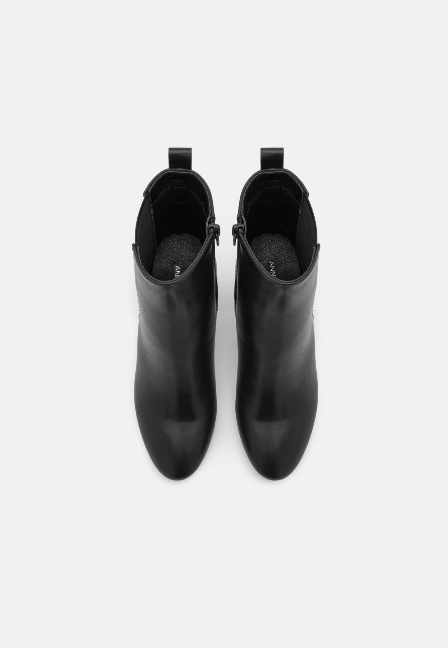 Korte Laarzen - Black Anna Field Korte Laarzen - Black -Anna Field 07d05a3c15d443089bcc870b875bddd8 scaled