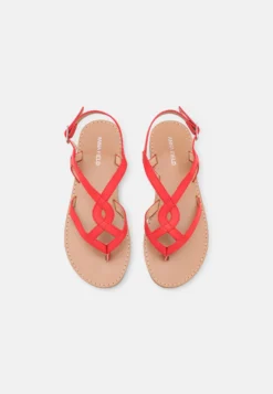 Anna Field Teensandalen - Red 5 Anna Field Teensandalen - Red -Anna Field 27bd0f37baf74363846ef8f756604249 scaled