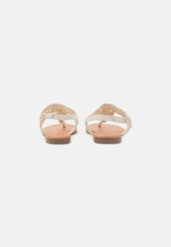 Anna Field Teensandalen - Off-White 3 Anna Field Teensandalen - Off-White -Anna Field 2875072fd2b8415bbf57d473a801feeb scaled