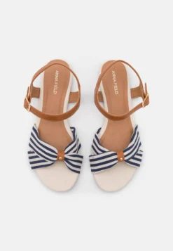 Anna Field Sandalen - Cognac/Dark Blue 5 Anna Field Sandalen - Cognac/Dark Blue -Anna Field 35b92850f1b0423dad1f514b426f1776 scaled