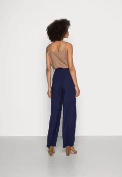 Anna Field Broek - Dark Blue -Anna Field 377d1795003a4d43ac976c6364cae7a5 scaled