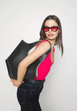 Kick Flare - Bootcut Jeans - Dark Blue Denim 3 Kick Flare - Bootcut Jeans - Dark Blue Denim -Anna Field 3ba8d77c35234f15b251bd5d86f9d7d3 scaled