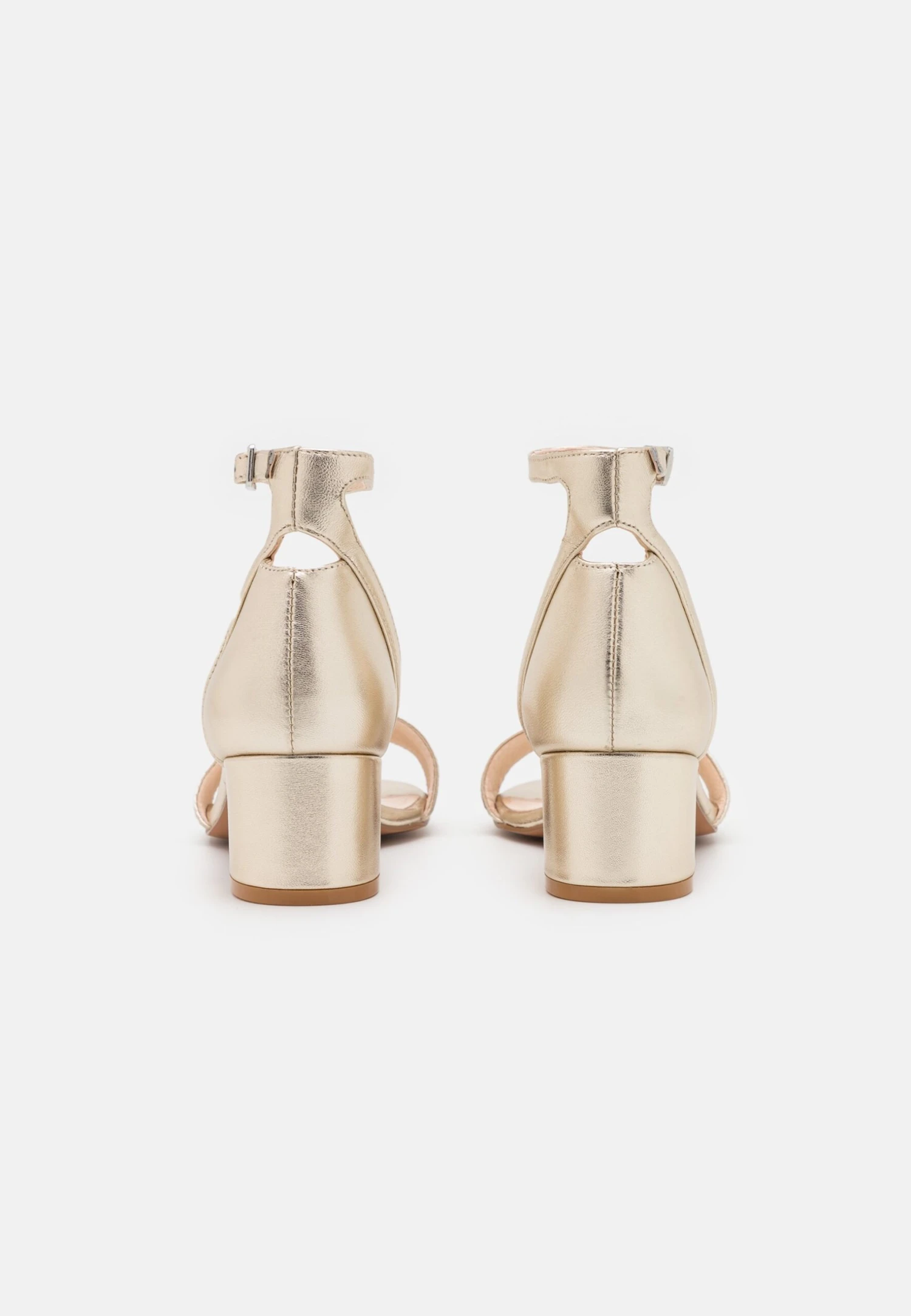 Leather- Sandalen - Gold Anna Field Leather- Sandalen - Gold -Anna Field 3d563290099e4bc4b16636913dbbd213 scaled