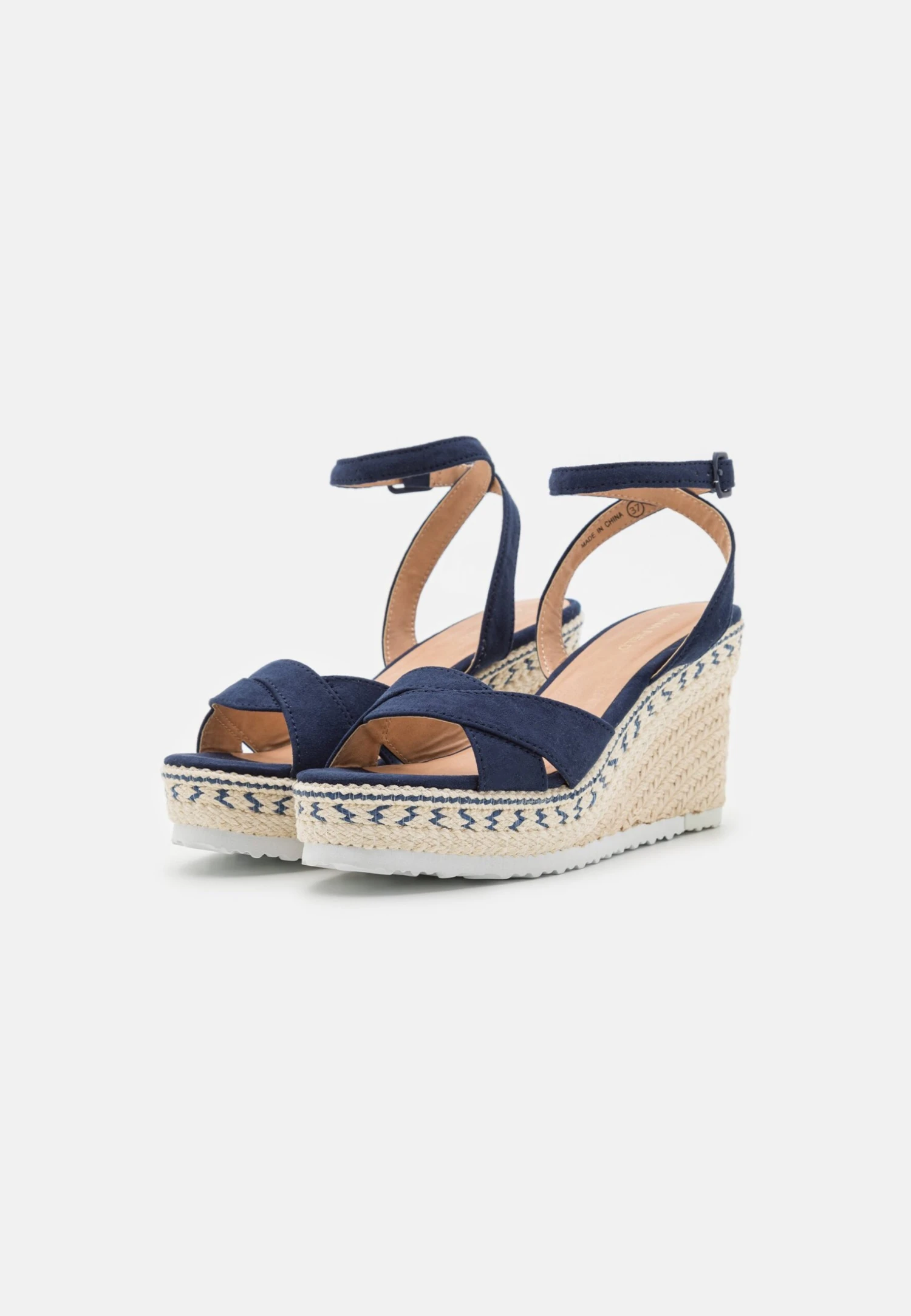 Sandalen Met Sleehak - Dark Blue Anna Field Sandalen Met Sleehak - Dark Blue -Anna Field 635f388c5de945f384386a94cd632f72 scaled
