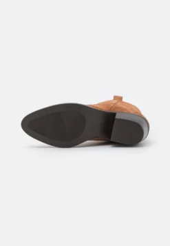 Anna Field Leather - Cowboy-/Bikerlaarsjes - Cognac 4 Anna Field Leather - Cowboy-/Bikerlaarsjes - Cognac -Anna Field 6ede700989304c5daa8045ce0bab9513 scaled