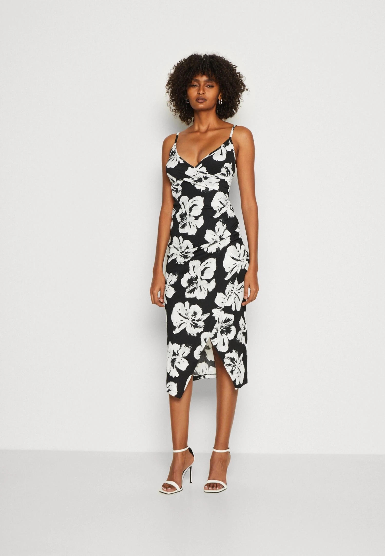 Jurk - Black/White Anna Field Jurk - Black/White -Anna Field 74f0057b920547adbff35df6c7f2c070 scaled