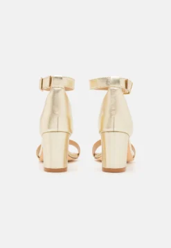 Anna Field Leather - Sandalen - Gold 3 Anna Field Leather - Sandalen - Gold -Anna Field 78b2519f65984e52bbf452ea4db04136 scaled