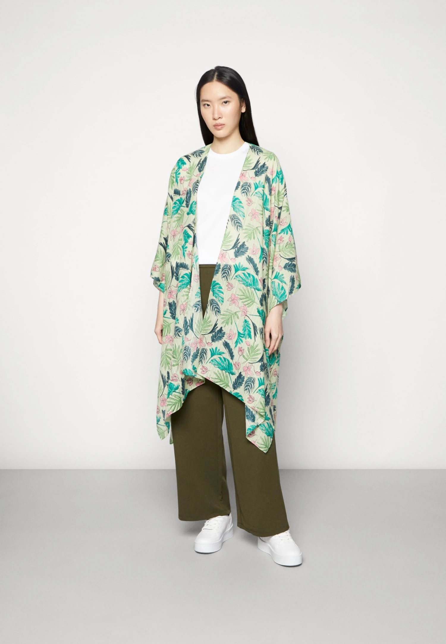 Poncho - Green Anna Field Poncho - Green -Anna Field a3ebdac488104fd08ba3345a3355429d scaled