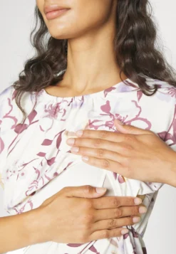 Fit And Flare Flowy Dropped Shoulder- Jerseyjurk - Beige/Lilac -Anna Field b2a625e911d94f88b0aea06bda6275cb scaled