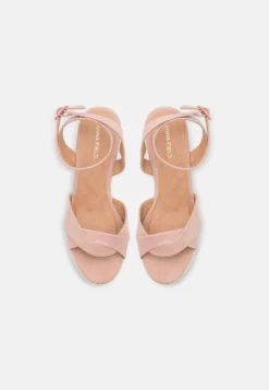 Anna Field Sandalen Met Sleehak - Light Pink -Anna Field c8ee9aff0bc84c789f7d0d35af213f13 scaled