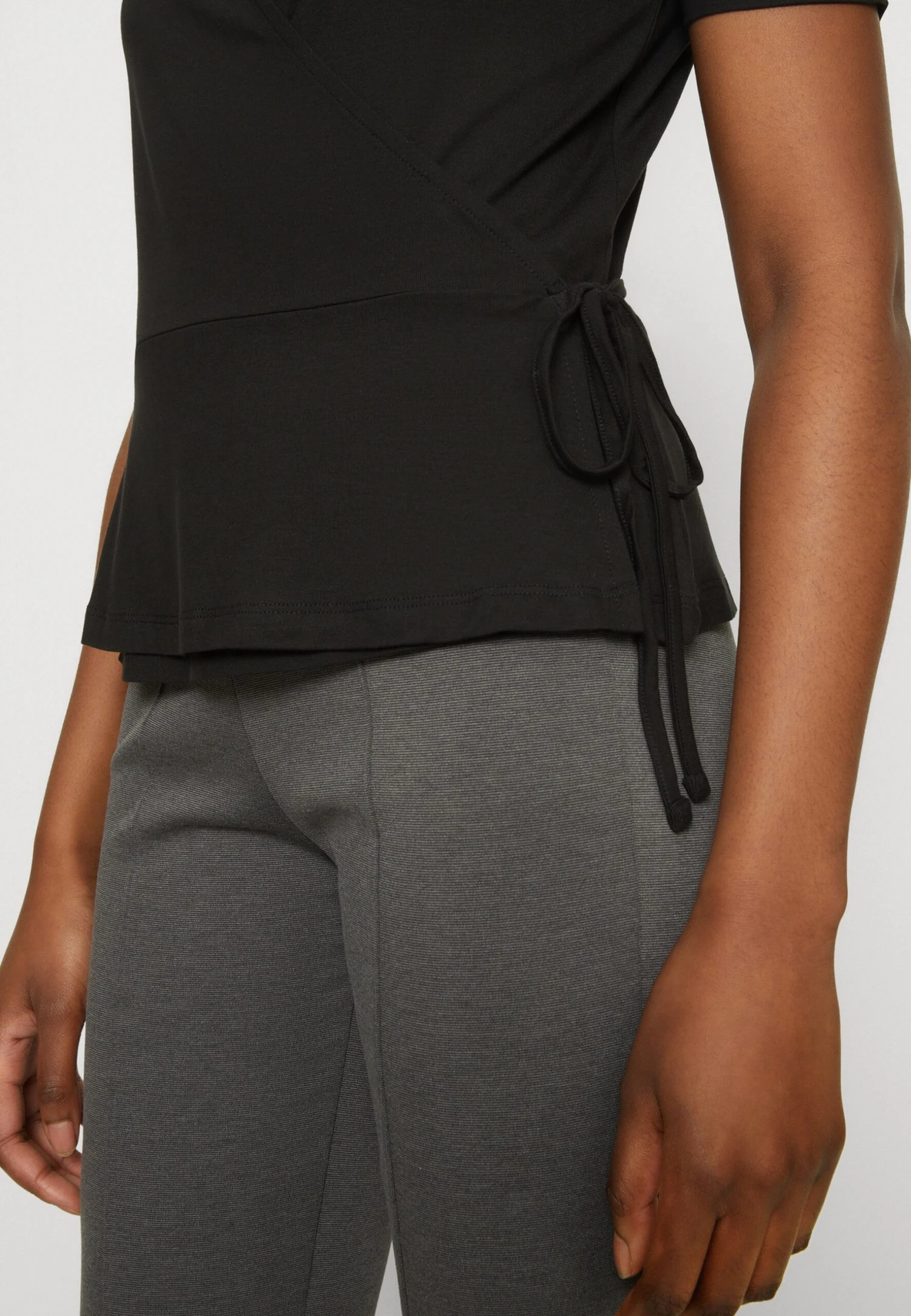 T-Shirt Print - Black Anna Field T-Shirt Print - Black -Anna Field e756d903275941a89daa3f5a01325bf8 scaled