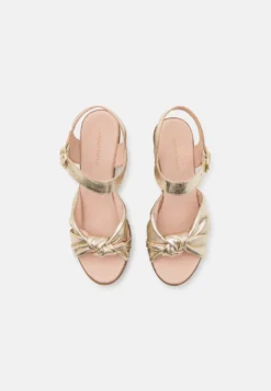 Anna Field Leather - Clogs - Gold 5 Anna Field Leather - Clogs - Gold -Anna Field ec8af1ca8c6a4fadb7072e40a09fed58 scaled