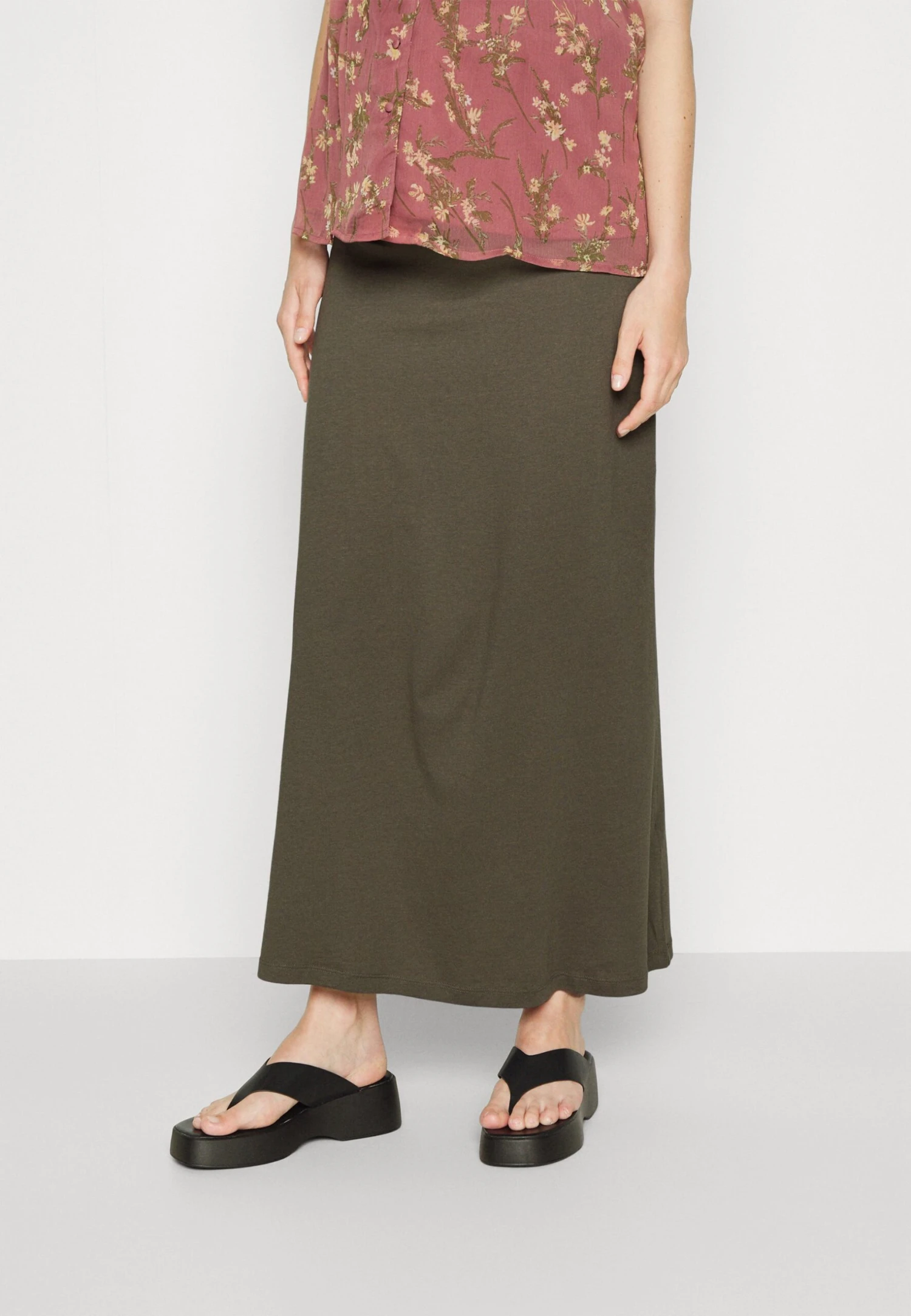 Maternity Maxi Skirt With Drawstring Waistband - Maxirok - 606 - Khaki Maternity Maxi Skirt With Drawstring Waistband - Maxirok - 606 - Khaki -Anna Field f16f9d83c7454a6389e04d4ae1e53bd7 scaled