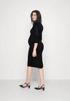 Notch Neckline Midi Dress - Jerseyjurk - Black 2 Notch Neckline Midi Dress - Jerseyjurk - Black -Anna Field f32067b8ab8c43a4980285b50940f592 scaled