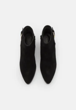 Anna Field Leather - Korte Laarzen - Black 5 Anna Field Leather - Korte Laarzen - Black -Anna Field f4bbc19afd7347998f8eba937e9b85e7 scaled