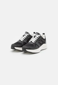 Anna Field Sneakers Laag - Black 2 Anna Field Sneakers Laag - Black -Anna Field f9fbe2a8c0194be0b94d7f646fd2f63e scaled